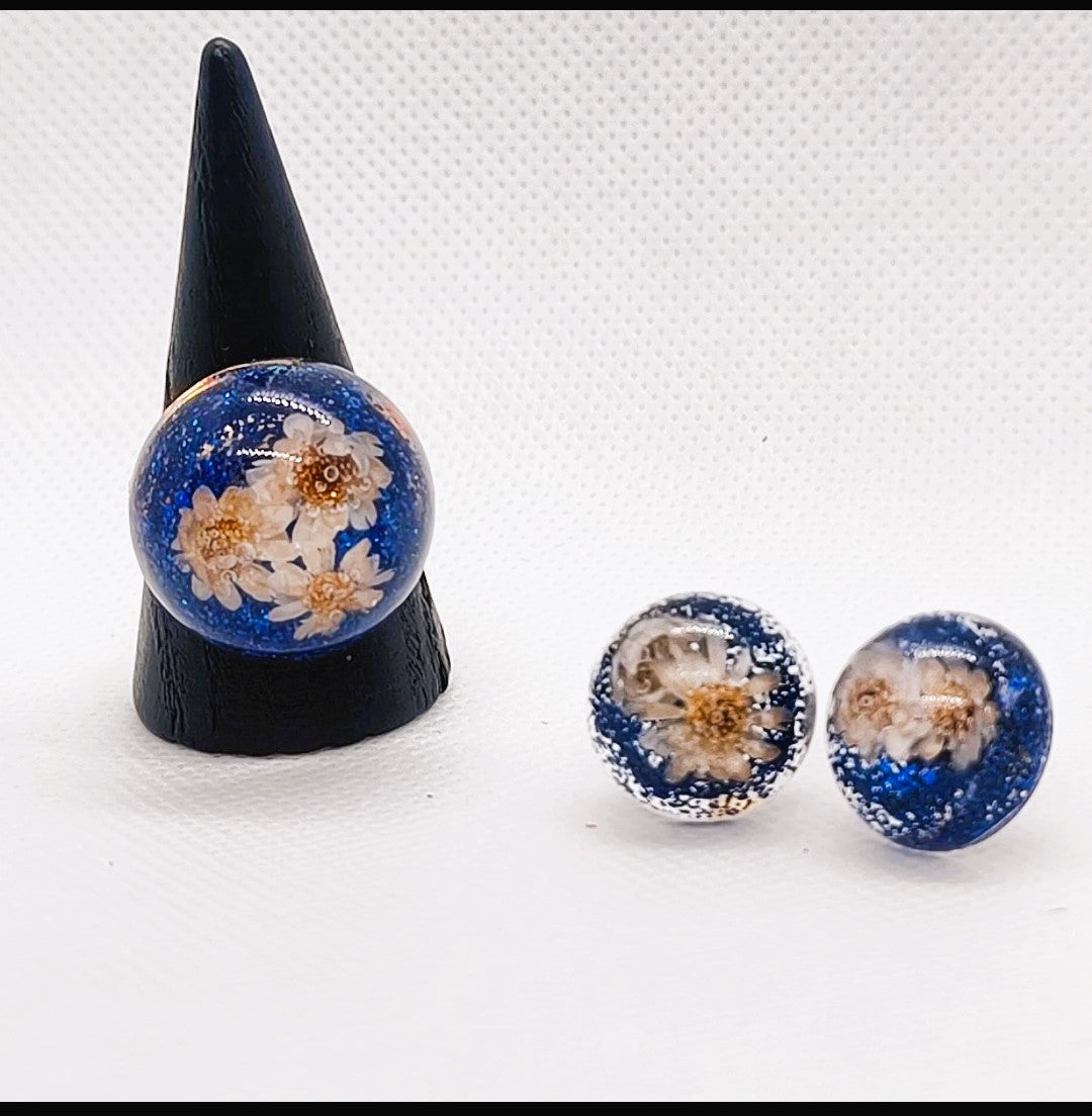 Set med ring och örhängen vit/blå